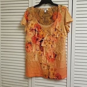 🍁 Ruffled orange shirt